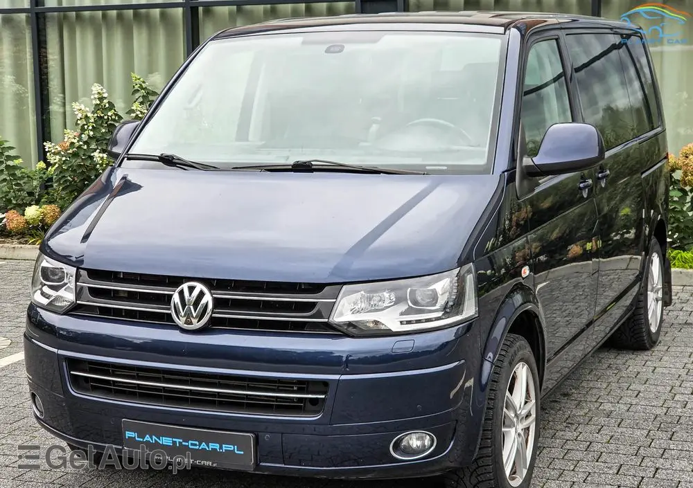VOLKSWAGEN Multivan 