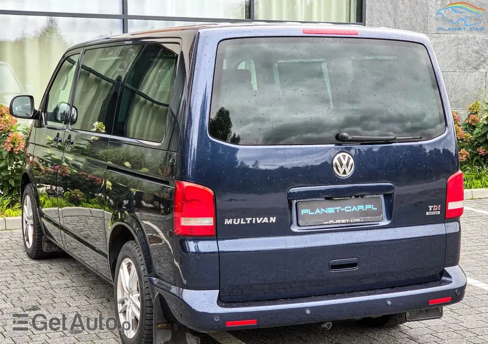 VOLKSWAGEN Multivan 