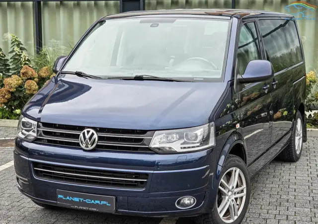 VOLKSWAGEN Multivan 