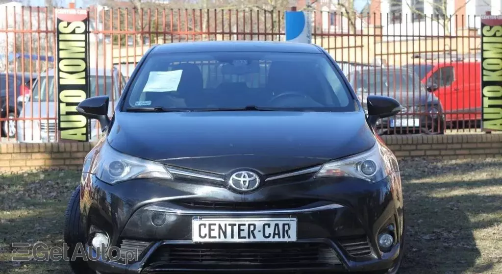 TOYOTA Avensis 