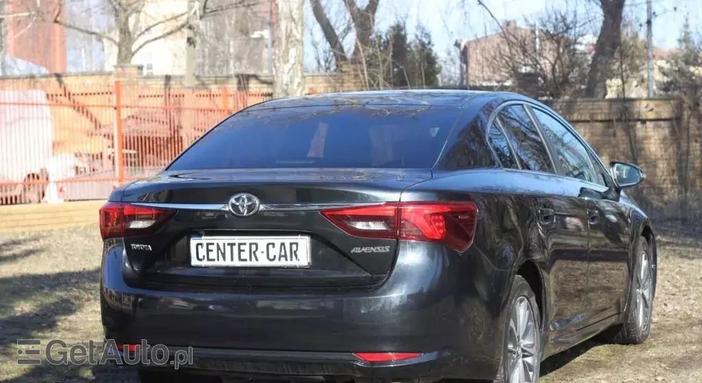 TOYOTA Avensis 