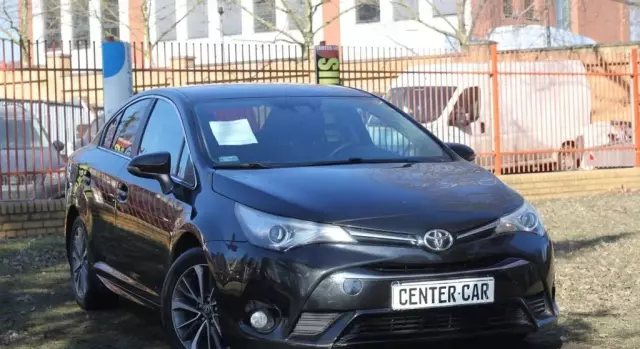 TOYOTA Avensis 