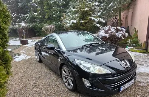 PEUGEOT RCZ 