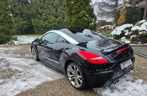 PEUGEOT RCZ 