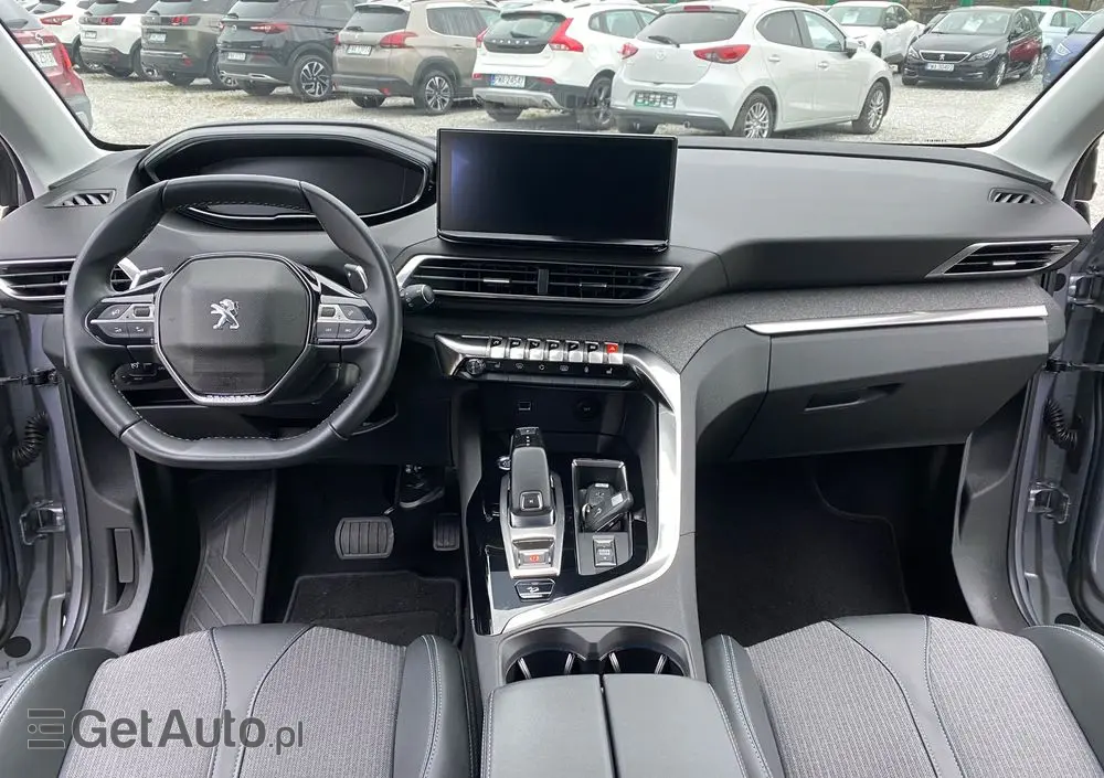 PEUGEOT 5008 PureTech 130 EAT8 Stop & Start Allure Business-Paket