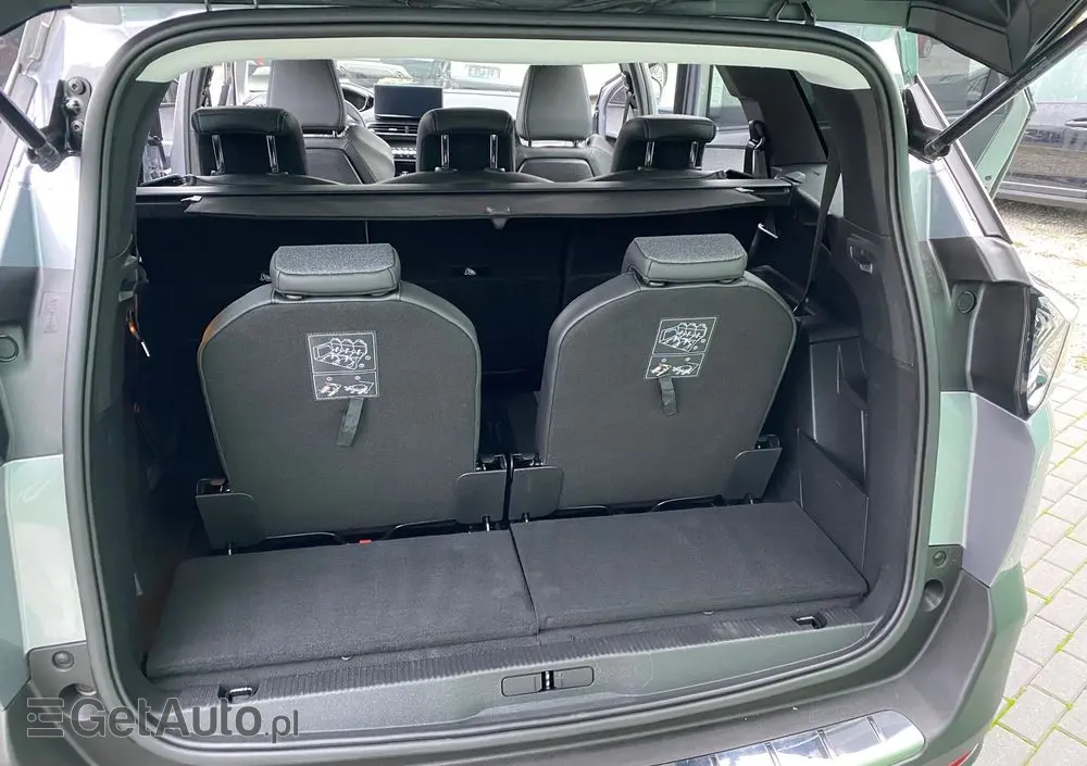 PEUGEOT 5008 PureTech 130 EAT8 Stop & Start Allure Business-Paket