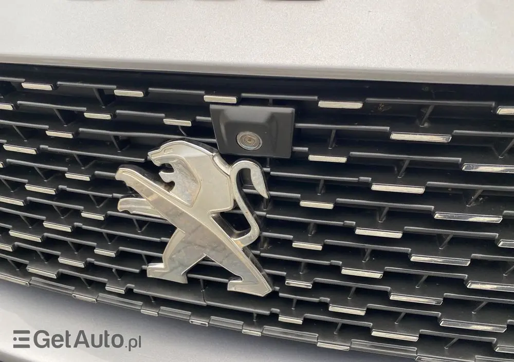 PEUGEOT 5008 PureTech 130 EAT8 Stop & Start Allure Business-Paket