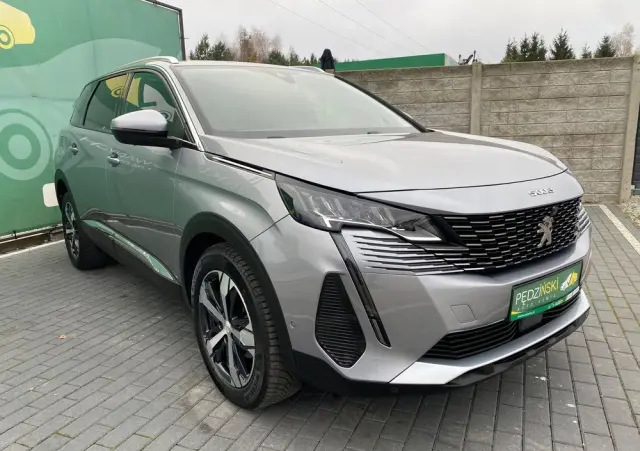 PEUGEOT 5008 PureTech 130 EAT8 Stop & Start Allure Business-Paket