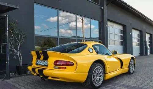 DODGE Viper 