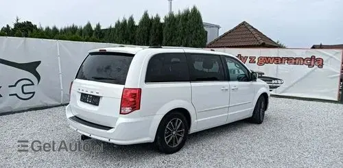 DODGE Caravan 