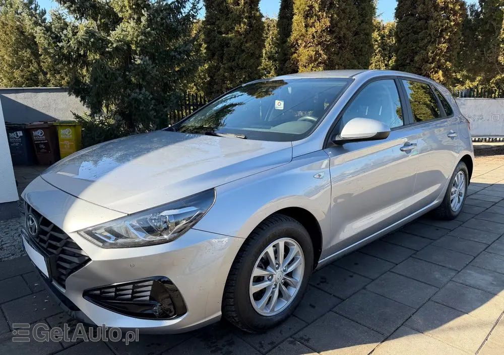 HYUNDAI I30 1.5 DPI Classic +