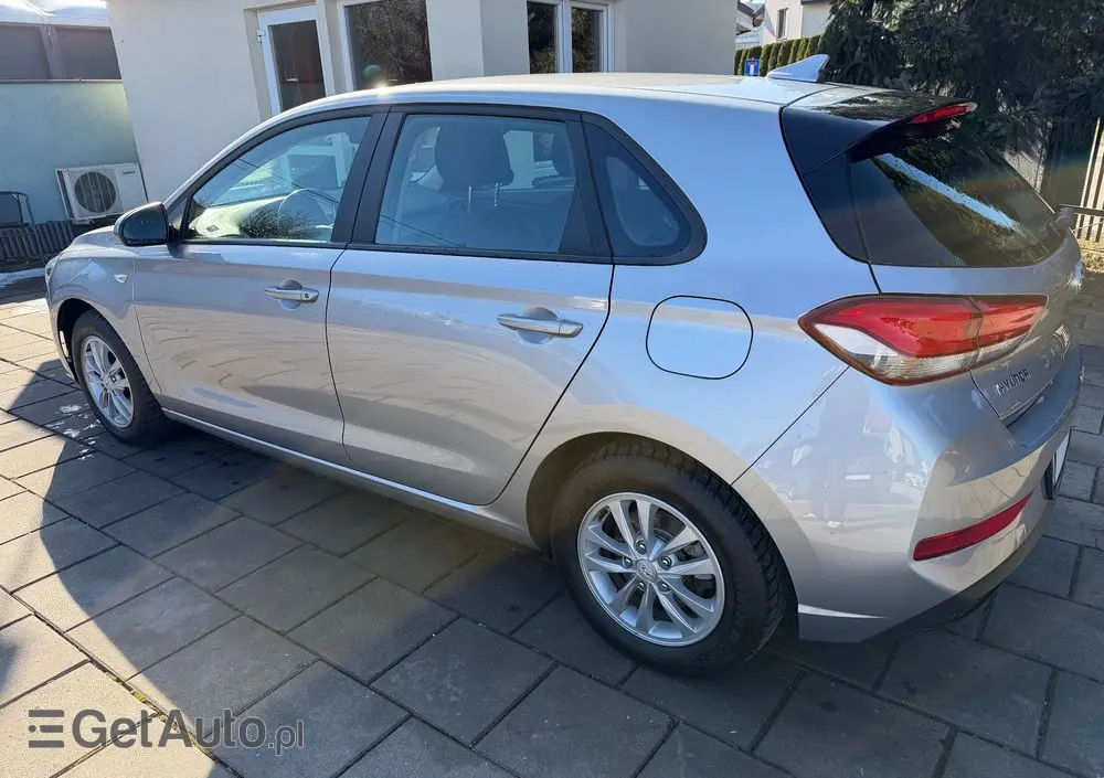 HYUNDAI I30 1.5 DPI Classic +