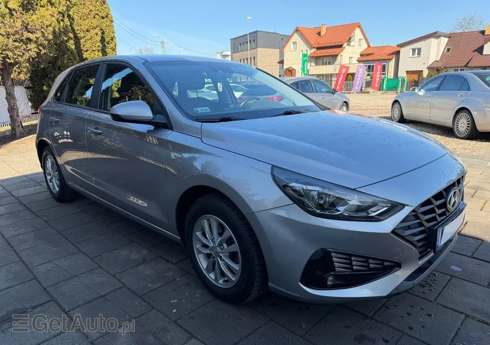 HYUNDAI I30 1.5 DPI Classic +