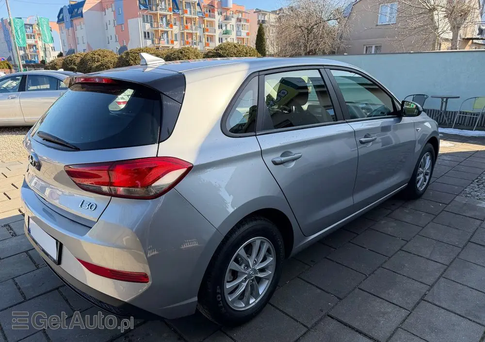 HYUNDAI I30 1.5 DPI Classic +