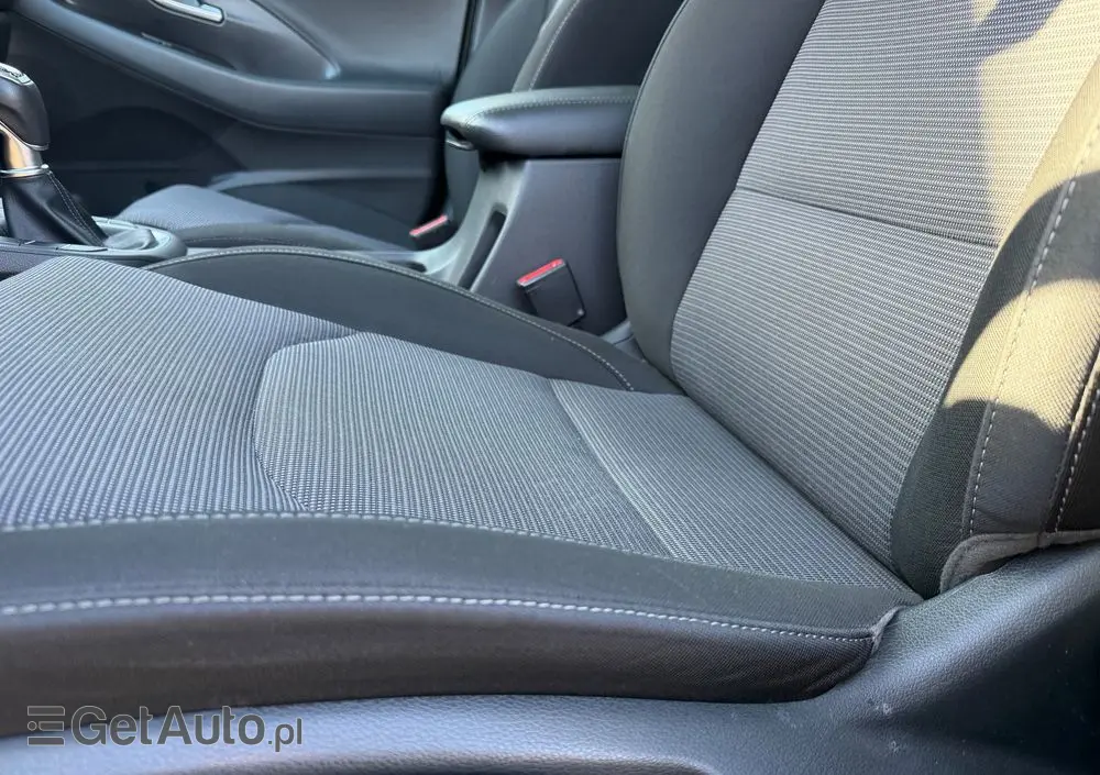 HYUNDAI I30 1.5 DPI Classic +