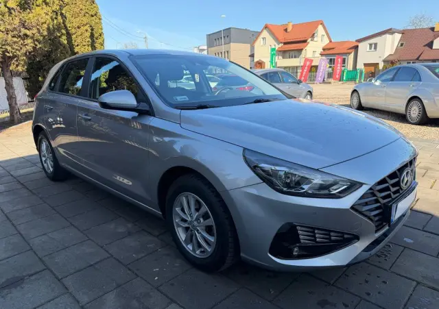 HYUNDAI I30 1.5 DPI Classic +