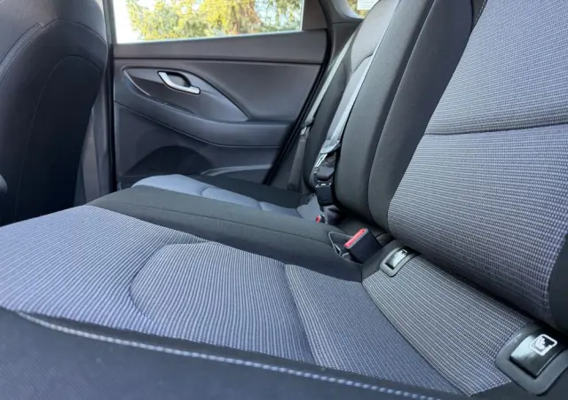 HYUNDAI I30 1.5 DPI Classic +