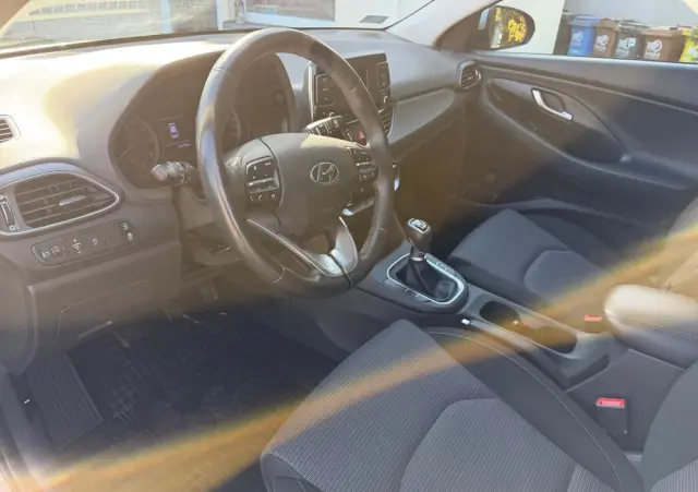 HYUNDAI I30 1.5 DPI Classic +