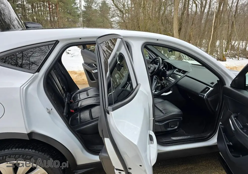 JAGUAR E-Pace P250 AWD R-Dynamic
