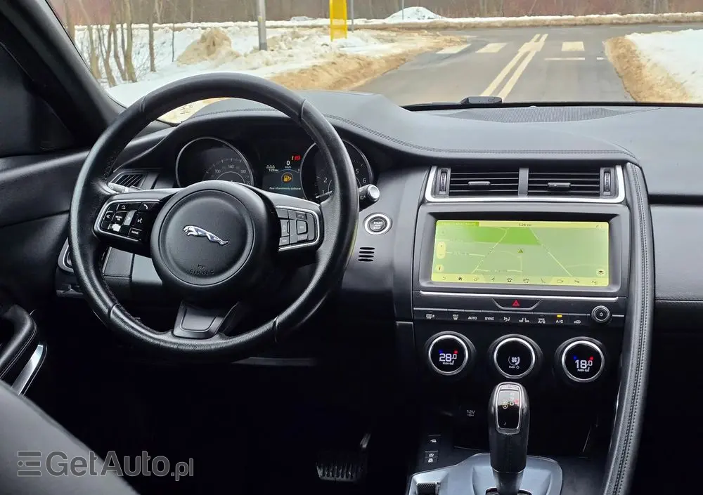 JAGUAR E-Pace P250 AWD R-Dynamic