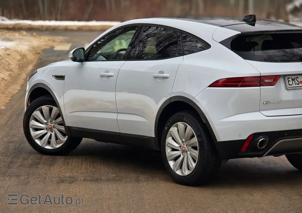 JAGUAR E-Pace P250 AWD R-Dynamic