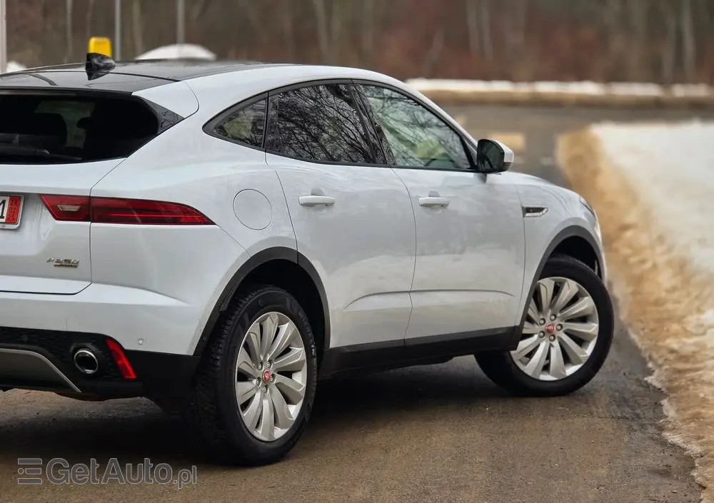 JAGUAR E-Pace P250 AWD R-Dynamic