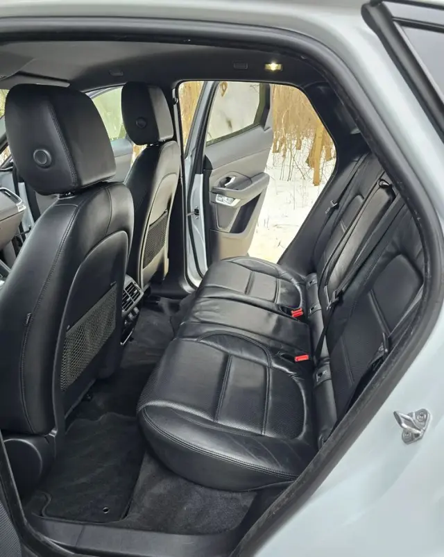 JAGUAR E-Pace P250 AWD R-Dynamic