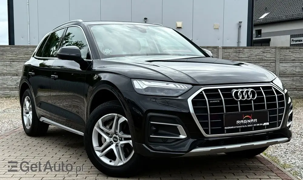 AUDI Q5 50 TFSI e Quattro S tronic sport
