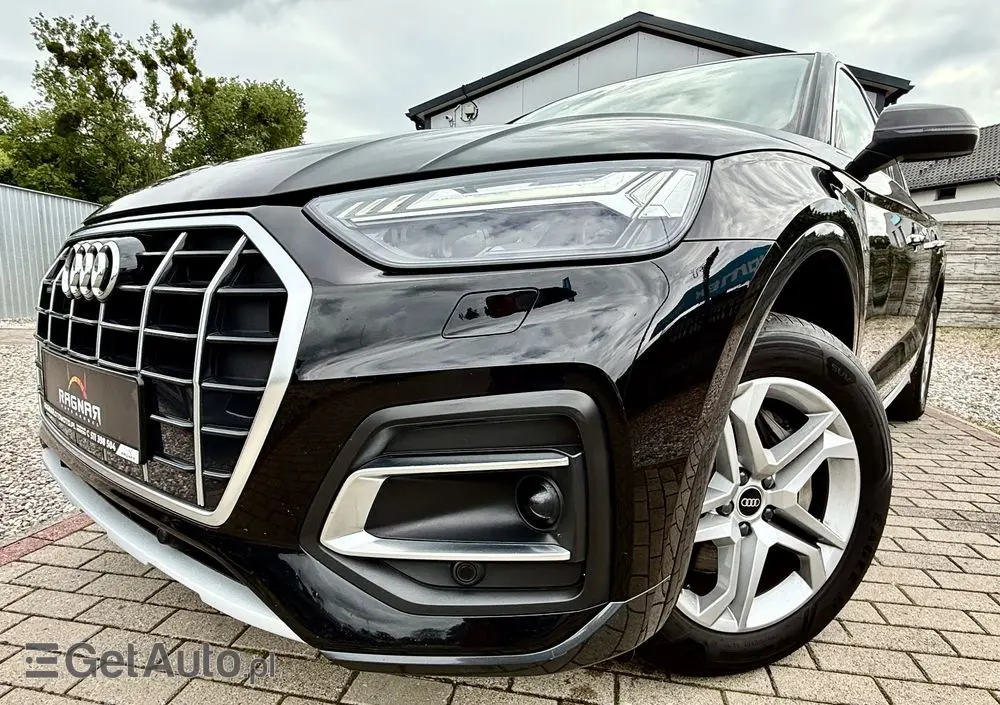 AUDI Q5 50 TFSI e Quattro S tronic sport