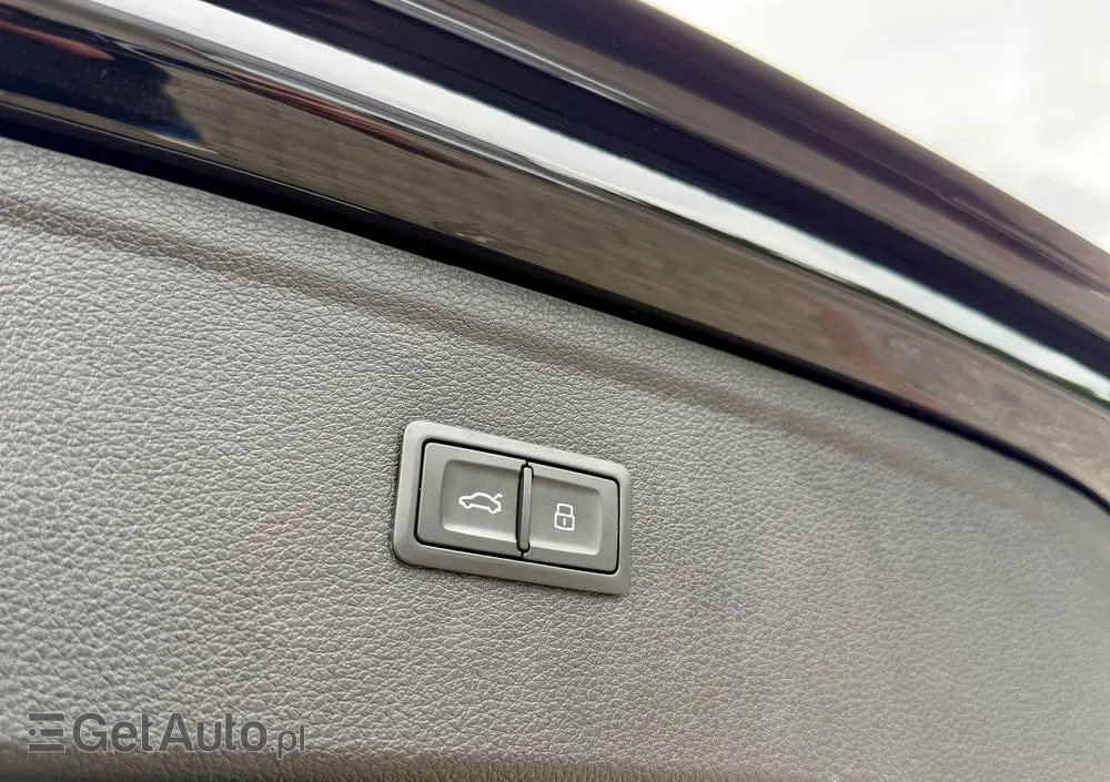 AUDI Q5 50 TFSI e Quattro S tronic sport