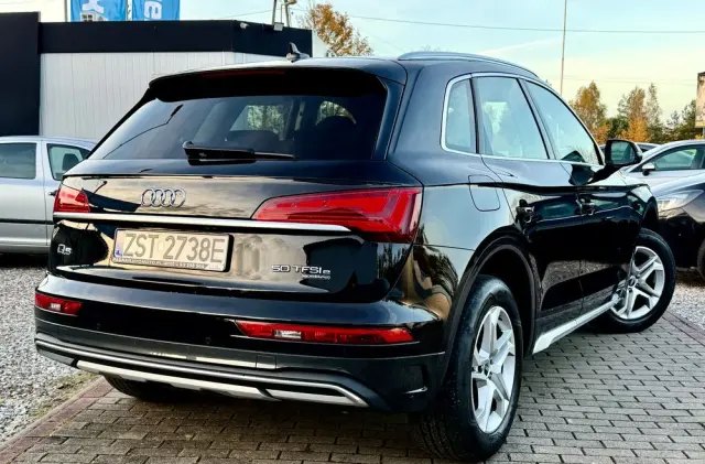 AUDI Q5 50 TFSI e Quattro S tronic sport