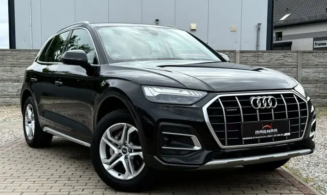 AUDI Q5 50 TFSI e Quattro S tronic sport
