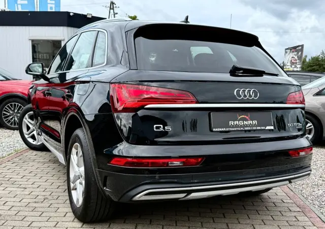 AUDI Q5 50 TFSI e Quattro S tronic sport