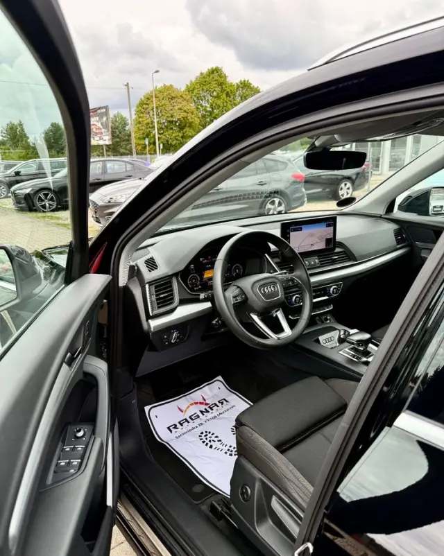 AUDI Q5 50 TFSI e Quattro S tronic sport