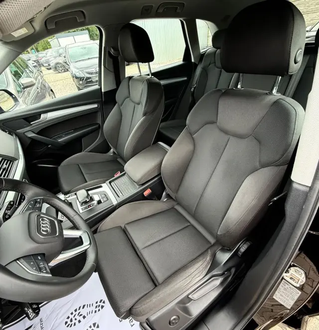 AUDI Q5 50 TFSI e Quattro S tronic sport