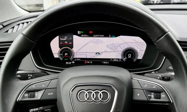 AUDI Q5 50 TFSI e Quattro S tronic sport