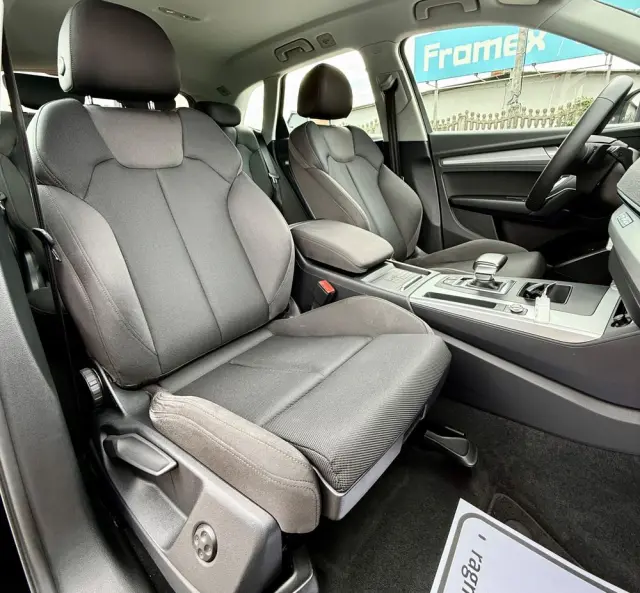 AUDI Q5 50 TFSI e Quattro S tronic sport