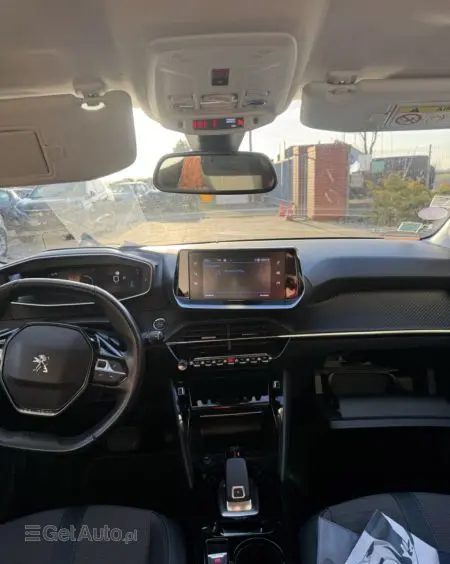 PEUGEOT 208 PureTech 100 EAT8 Allure