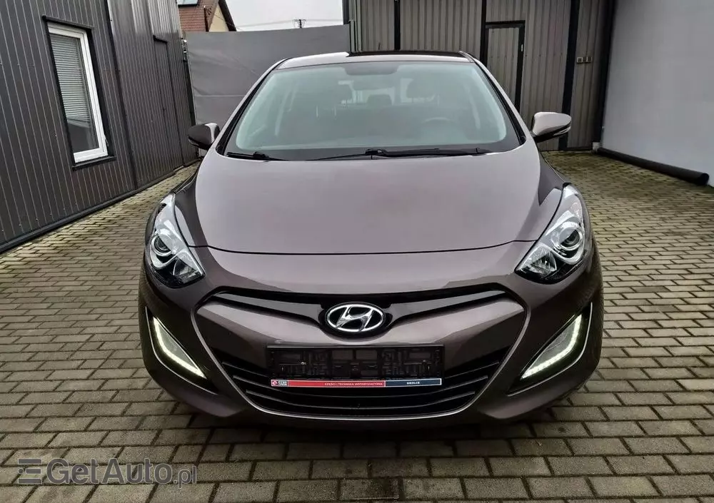 HYUNDAI I30 1.6 GDI BlueDrive Classic +