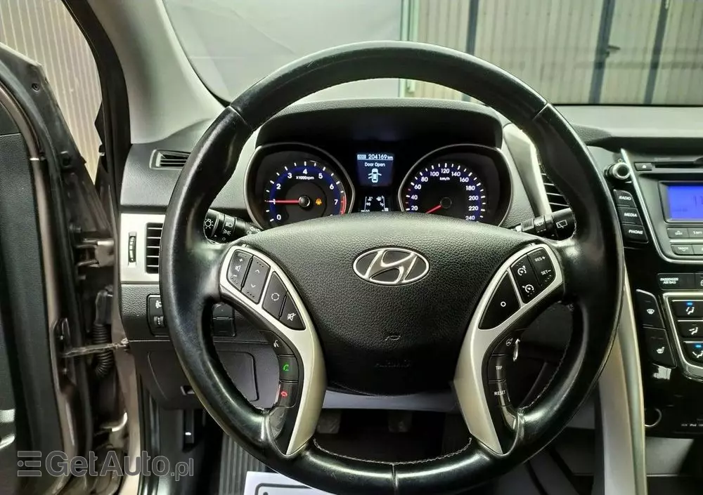 HYUNDAI I30 1.6 GDI BlueDrive Classic +