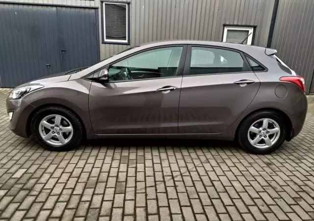 HYUNDAI I30 1.6 GDI BlueDrive Classic +
