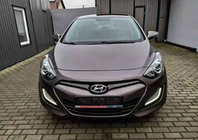 HYUNDAI I30 1.6 GDI BlueDrive Classic +