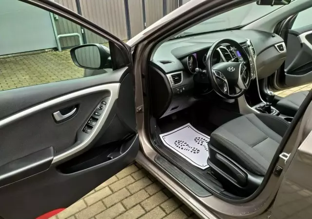 HYUNDAI I30 1.6 GDI BlueDrive Classic +