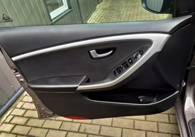 HYUNDAI I30 1.6 GDI BlueDrive Classic +