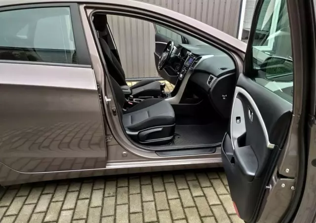 HYUNDAI I30 1.6 GDI BlueDrive Classic +