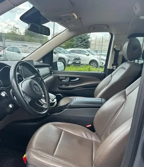 MERCEDES-BENZ Klasa V 