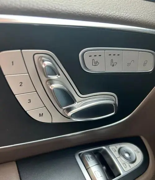 MERCEDES-BENZ Klasa V 