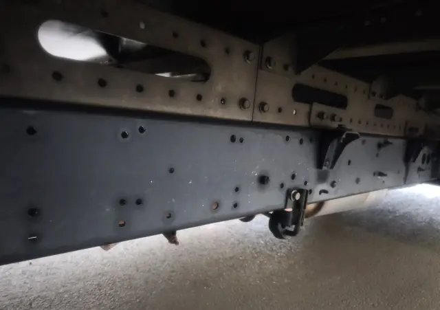 IVECO DAILY 35C14 2.3 HPI KONTENER 8 PALET WINDA KLIMA 