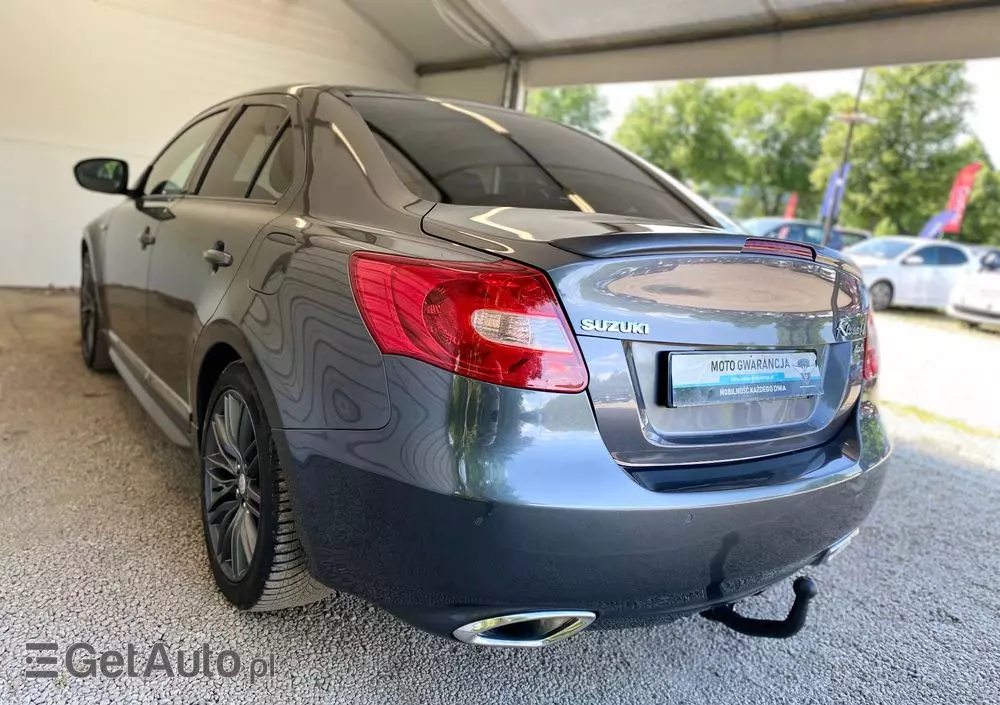 SUZUKI Kizashi 2.4 Sport 4WD CVT
