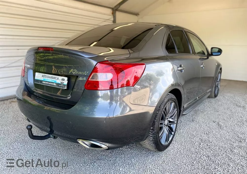 SUZUKI Kizashi 2.4 Sport 4WD CVT